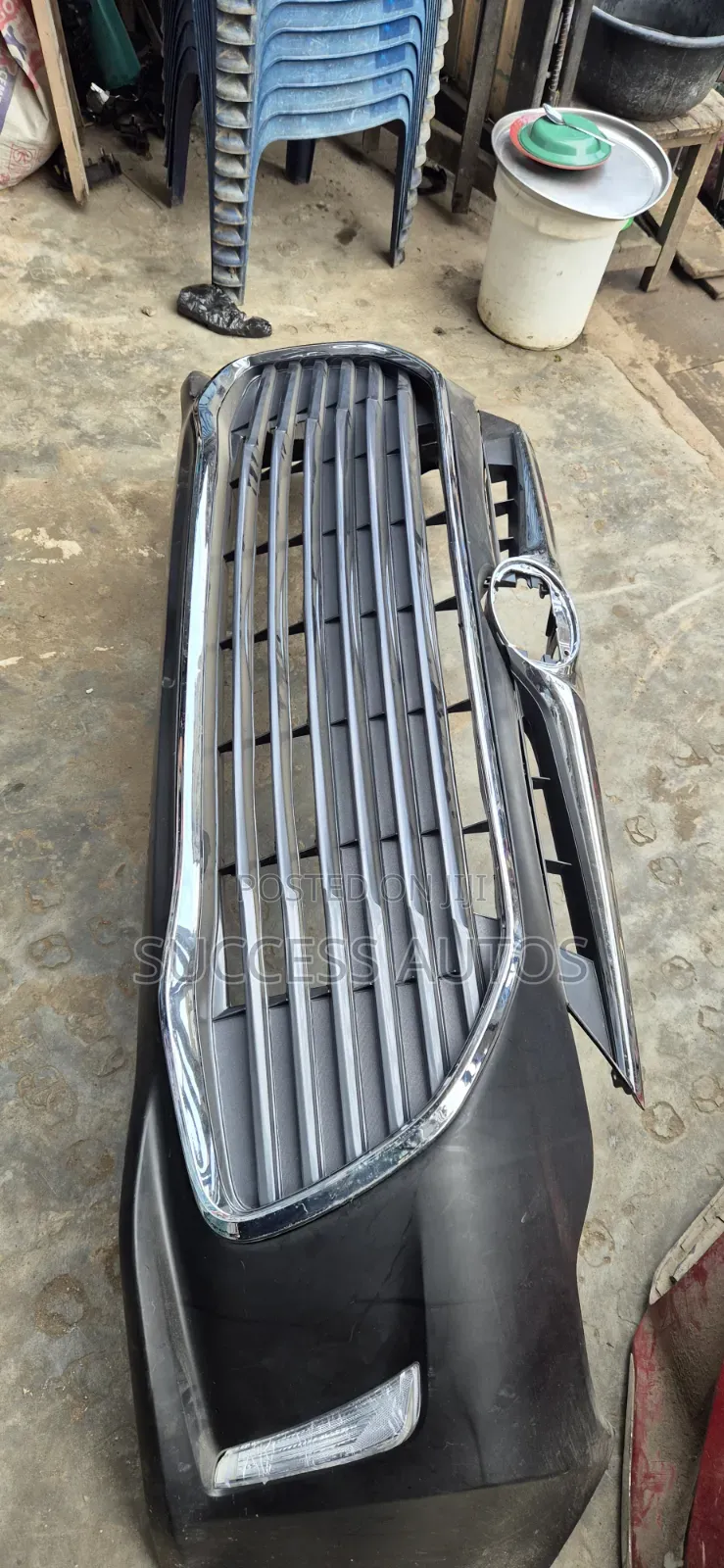 Complete Front Bumper Avalon 2018