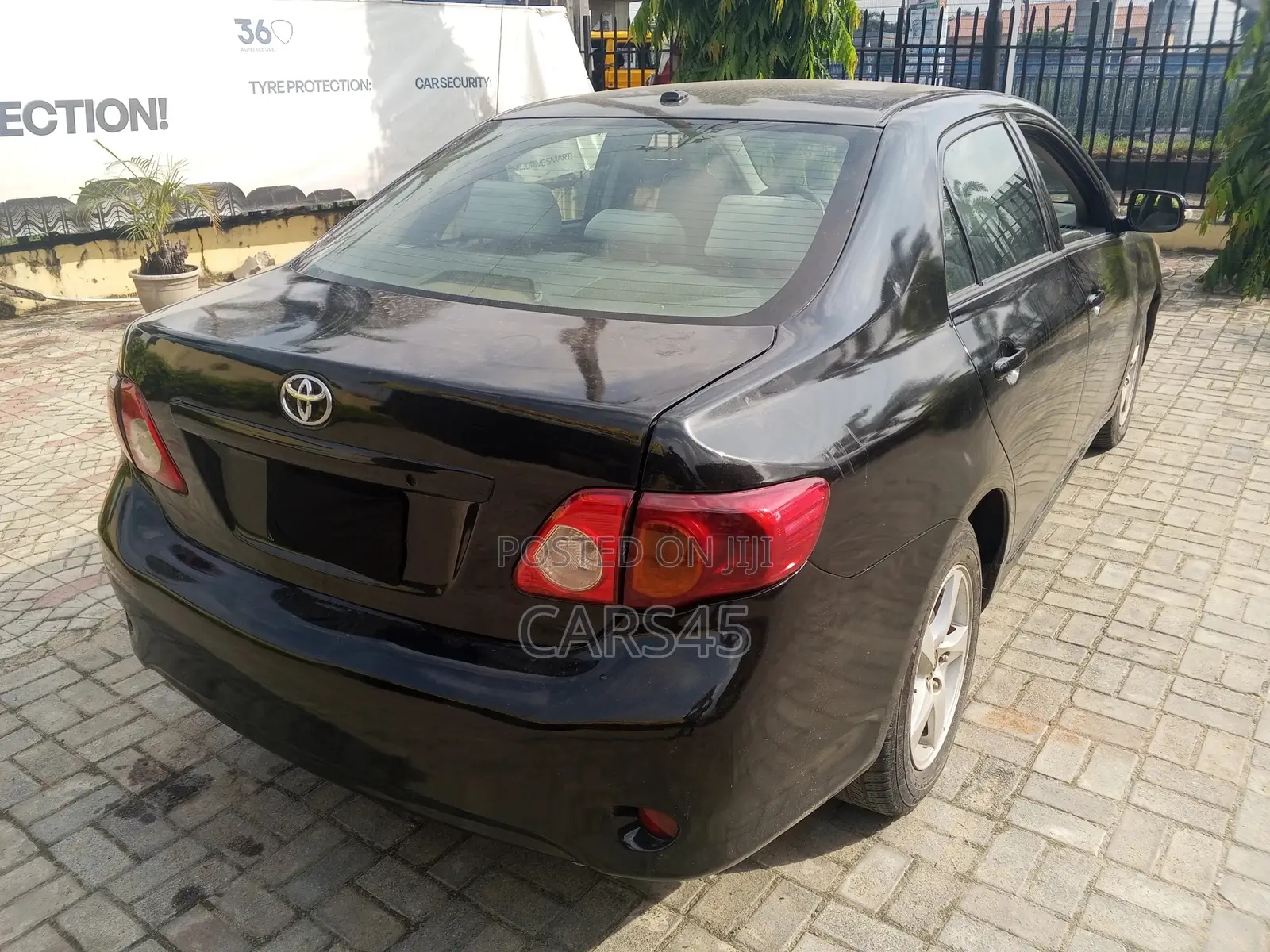 Toyota Corolla 2009 Black