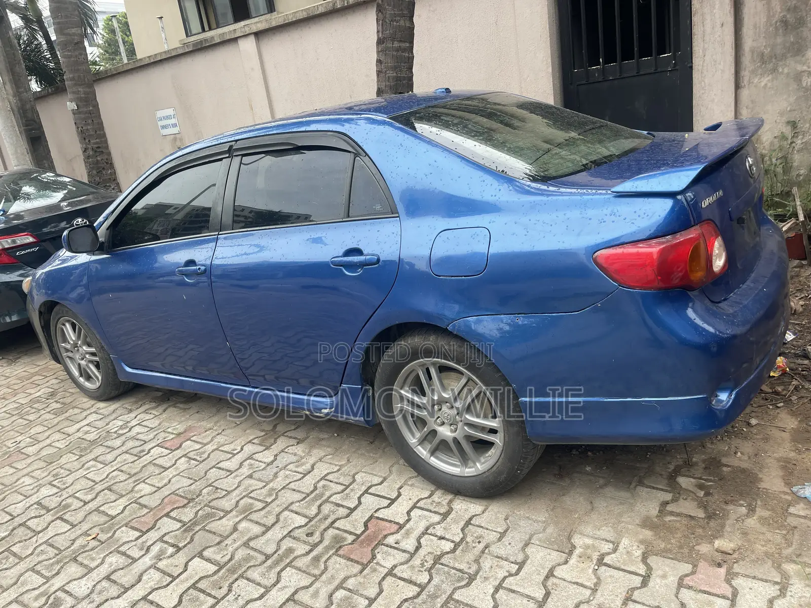 Toyota Corolla 2010 Blue