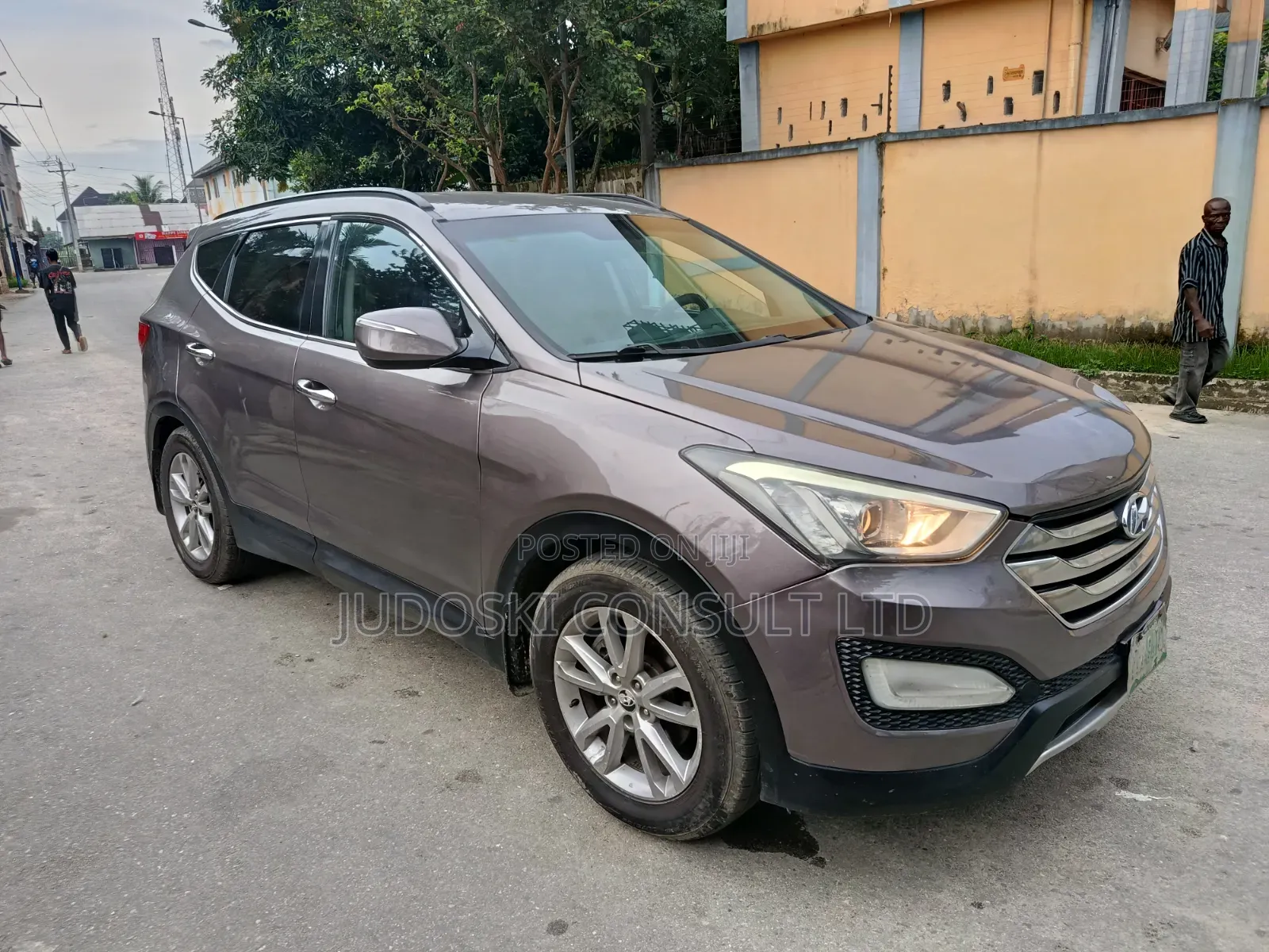 Hyundai Santa Fe 2014 Brown