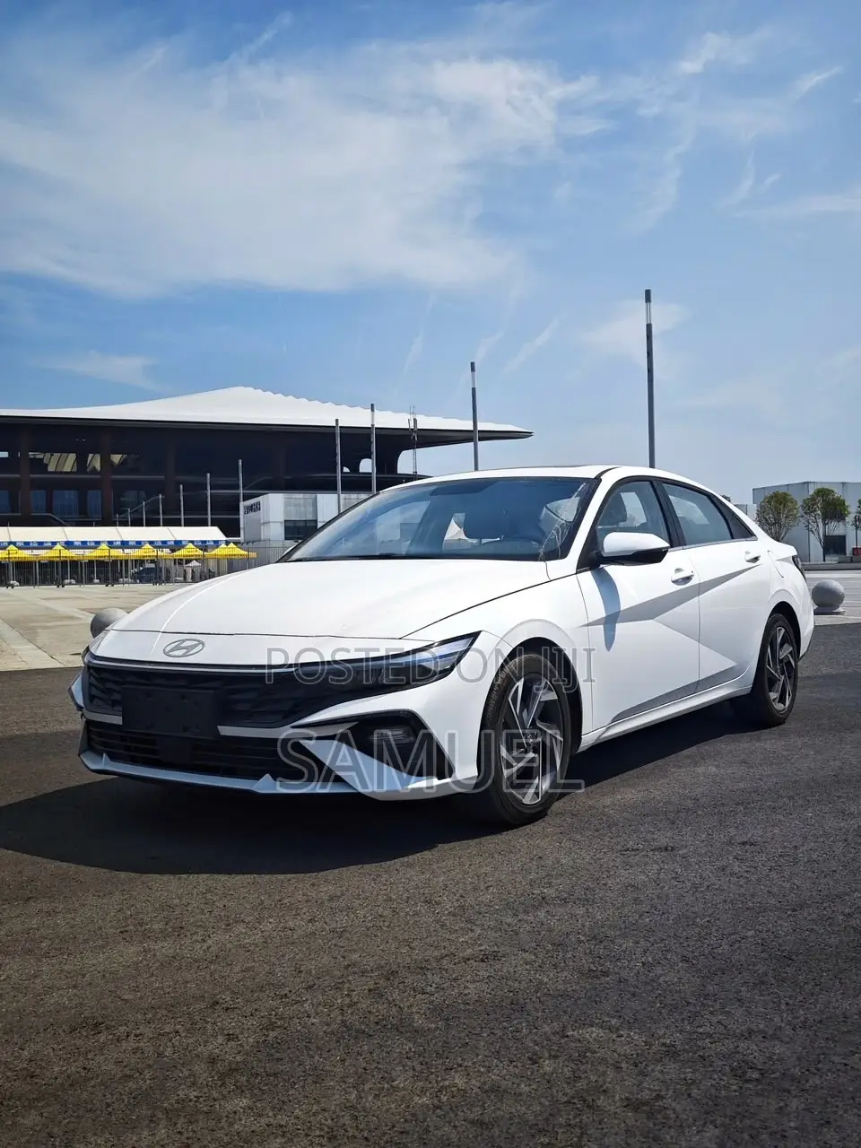 Hyundai Elantra 2025 White