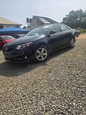 Toyota Camry SE 4dr Sedan (2.5L 4cyl 6A) 2014 Black