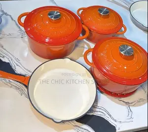 9pcs Enamel Cast Iron Cookware Set With 2 Silicone Cooking Spoon