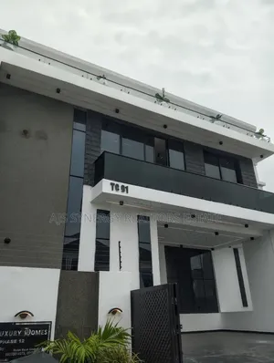 5bdrm Duplex in Ado / Ajah for sale