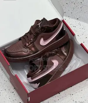 Nike Air Jordan 1 Low "Valentine's Day Chocolate"