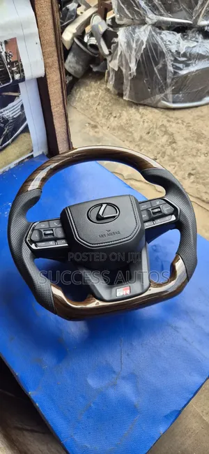 Steering WHEEL FOR GX 460 2020 IS 250 2010 ES 350 2010 RX 350 2015