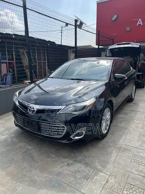 Toyota Avalon XLE 4dr Sedan (3.5L 6cyl 6A) 2014 Black