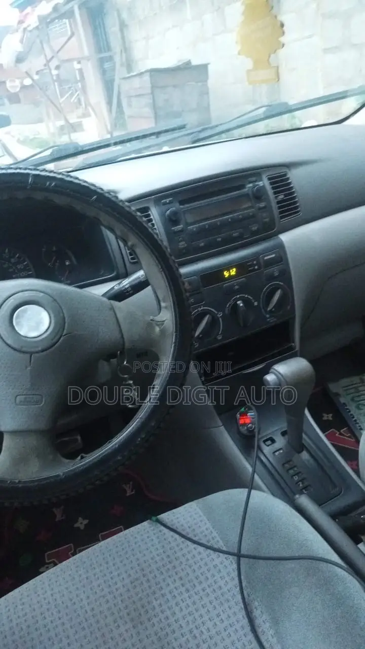 Toyota Corolla 2007 Silver
