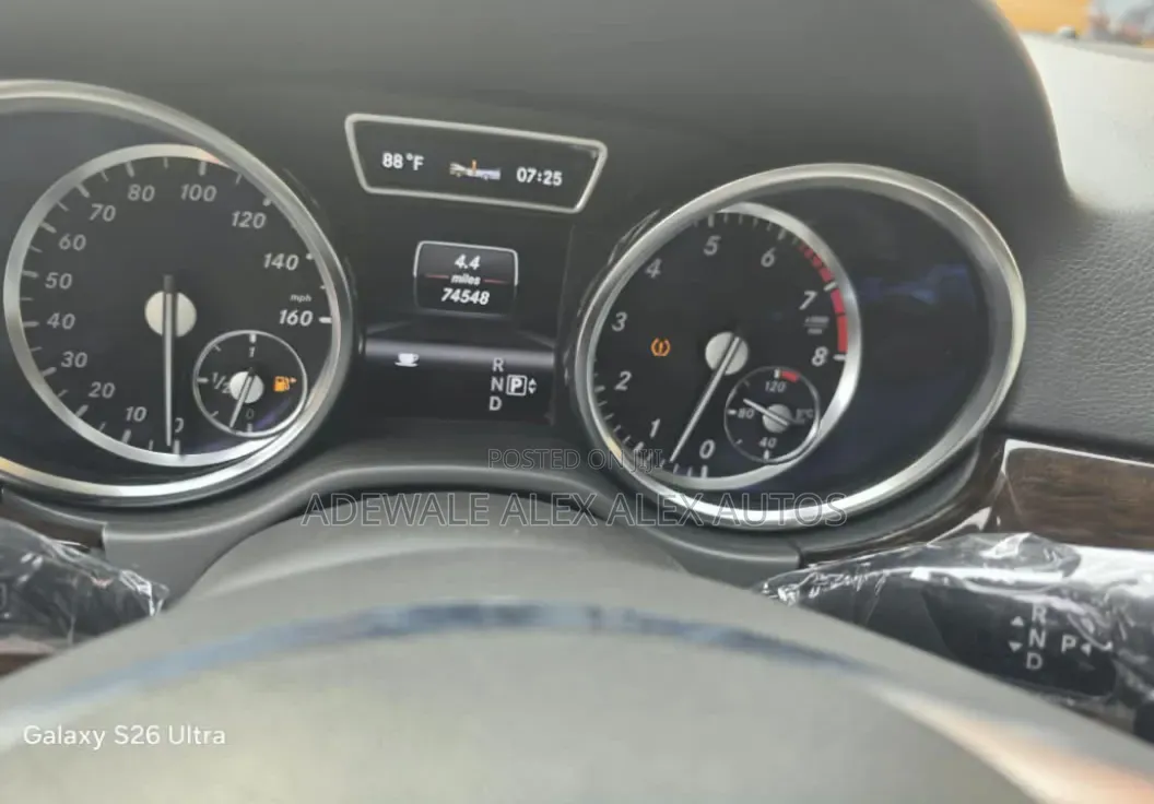 Mercedes-Benz M Class 2013 White