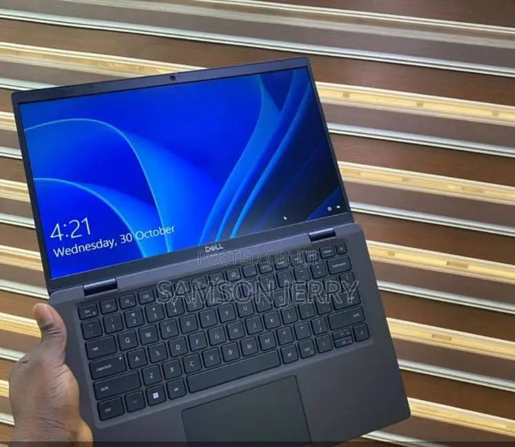 Laptop Dell Latitude 7420 16GB Intel Core i7 SSD 500GB