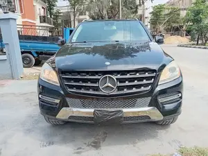 Mercedes-Benz M Class 2015 Black