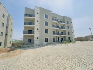 Furnished 3bdrm Apartment in Idu for sale