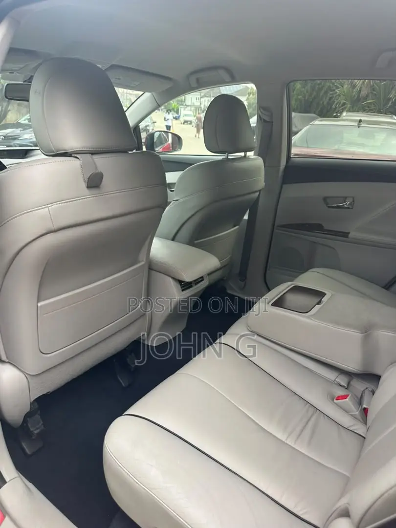 Toyota Venza V6 2009 Red