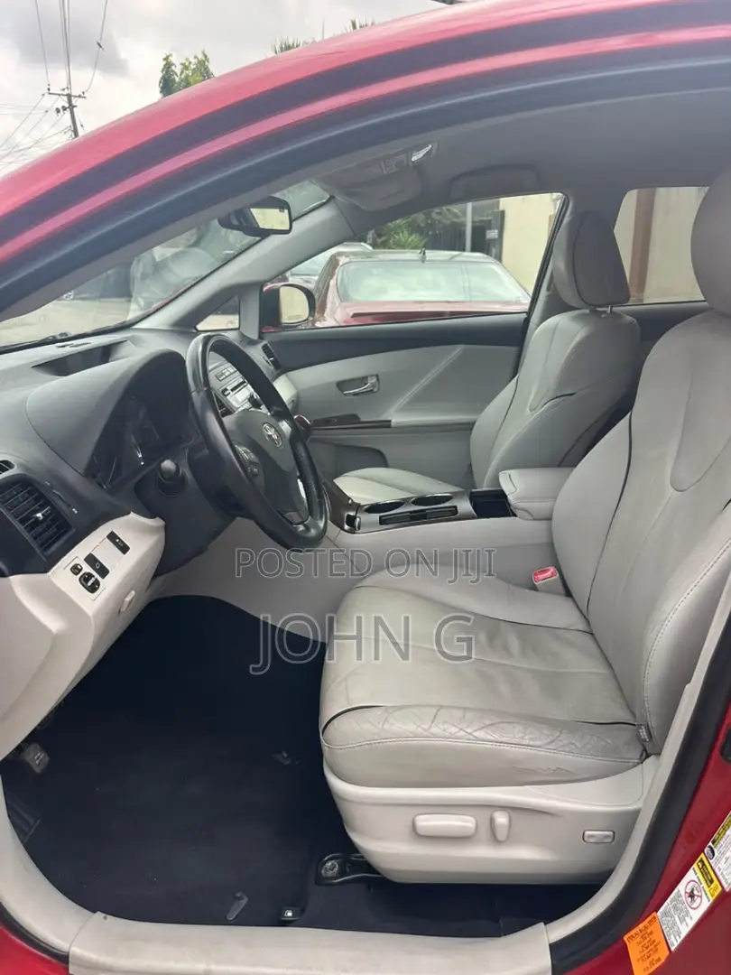 Toyota Venza V6 2009 Red