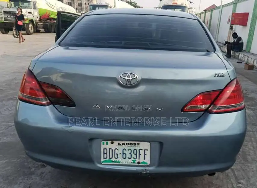 Toyota Avalon 2007