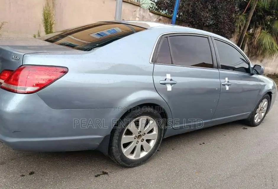 Toyota Avalon 2007