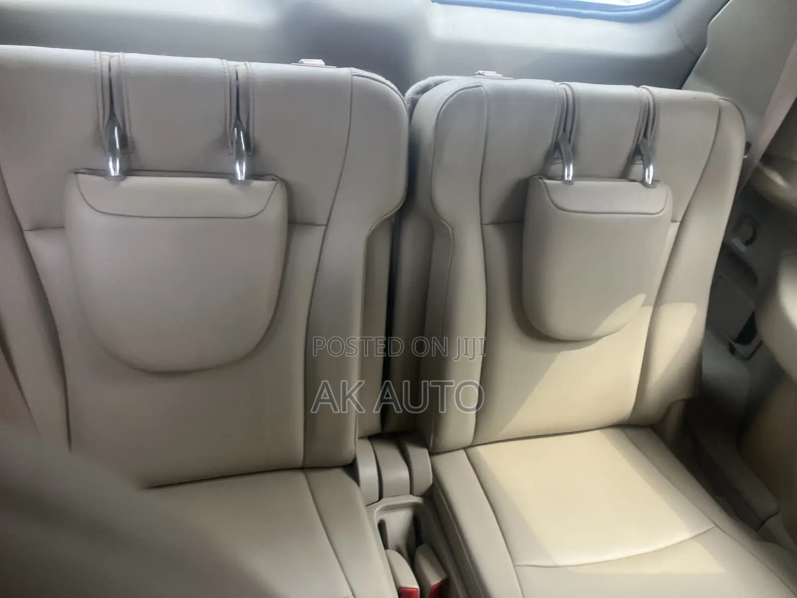 Toyota Highlander Limited 2012 White