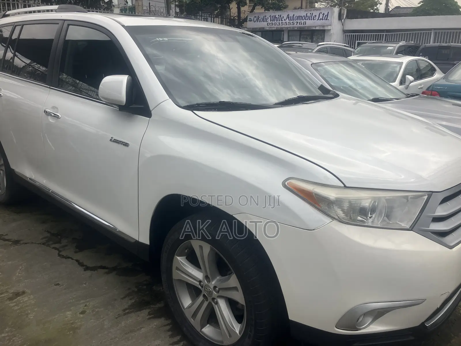 Toyota Highlander Limited 2012 White