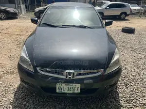 Honda Accord 2006 Gray
