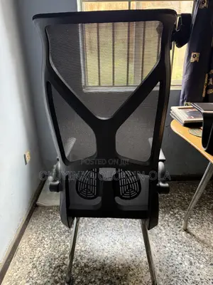 Urgent Sale High Quality Office Chair