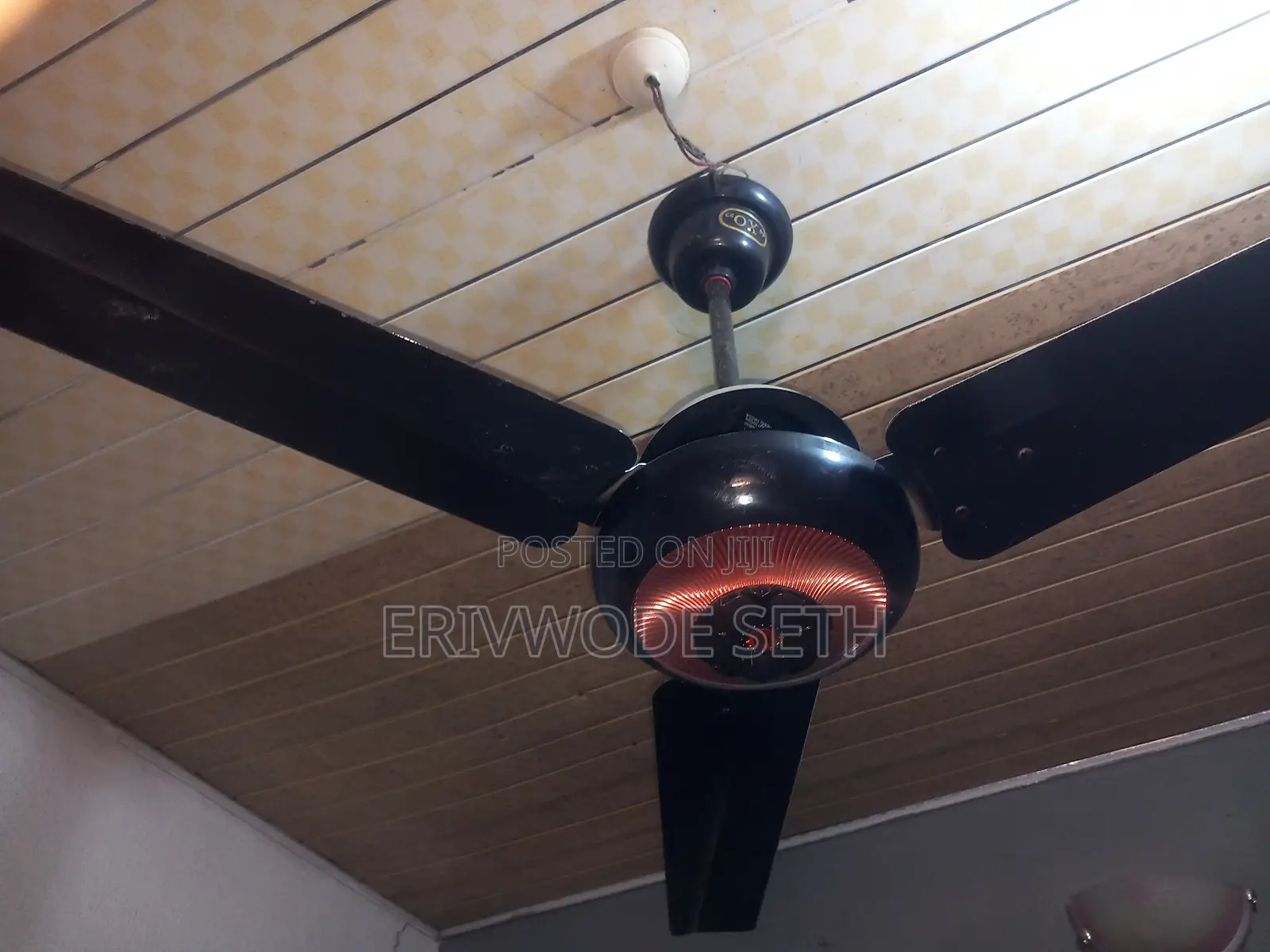 2 Ceiling Fans