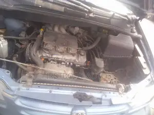 Toyota Sienna 2000 Gray