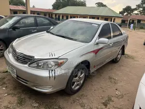 Toyota Camry 2004 Silver
