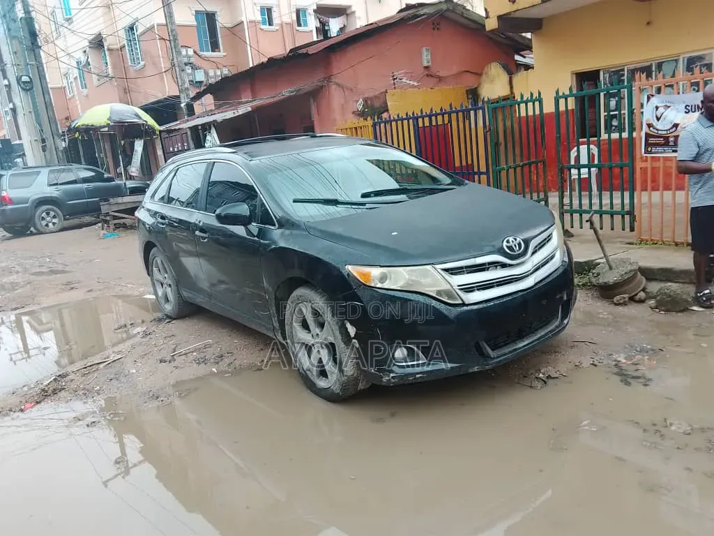 Toyota Venza 2010 Black