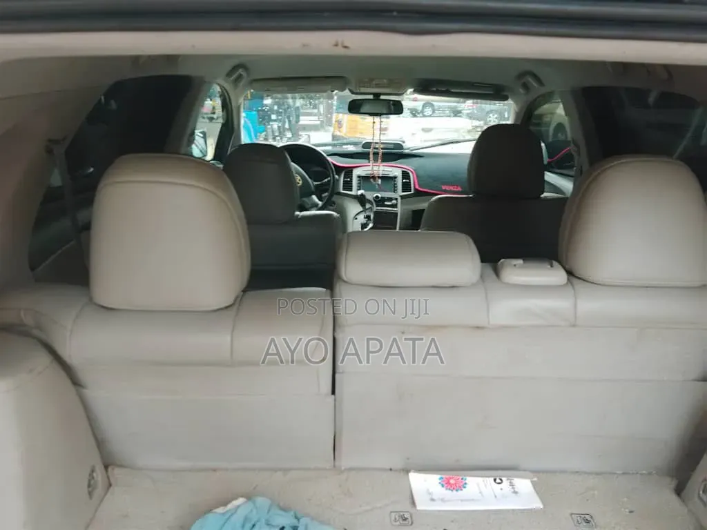 Toyota Venza 2010 Black