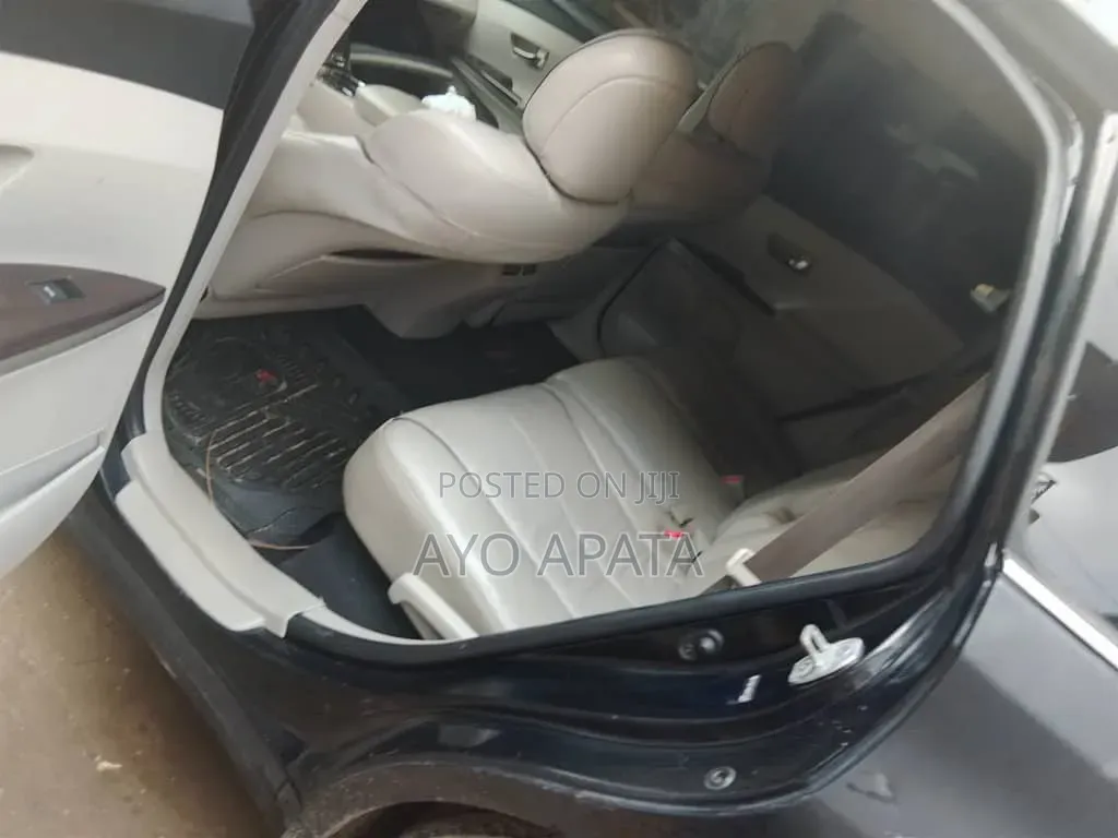 Toyota Venza 2010 Black