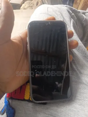 Apple iPhone XS 64 GB Black