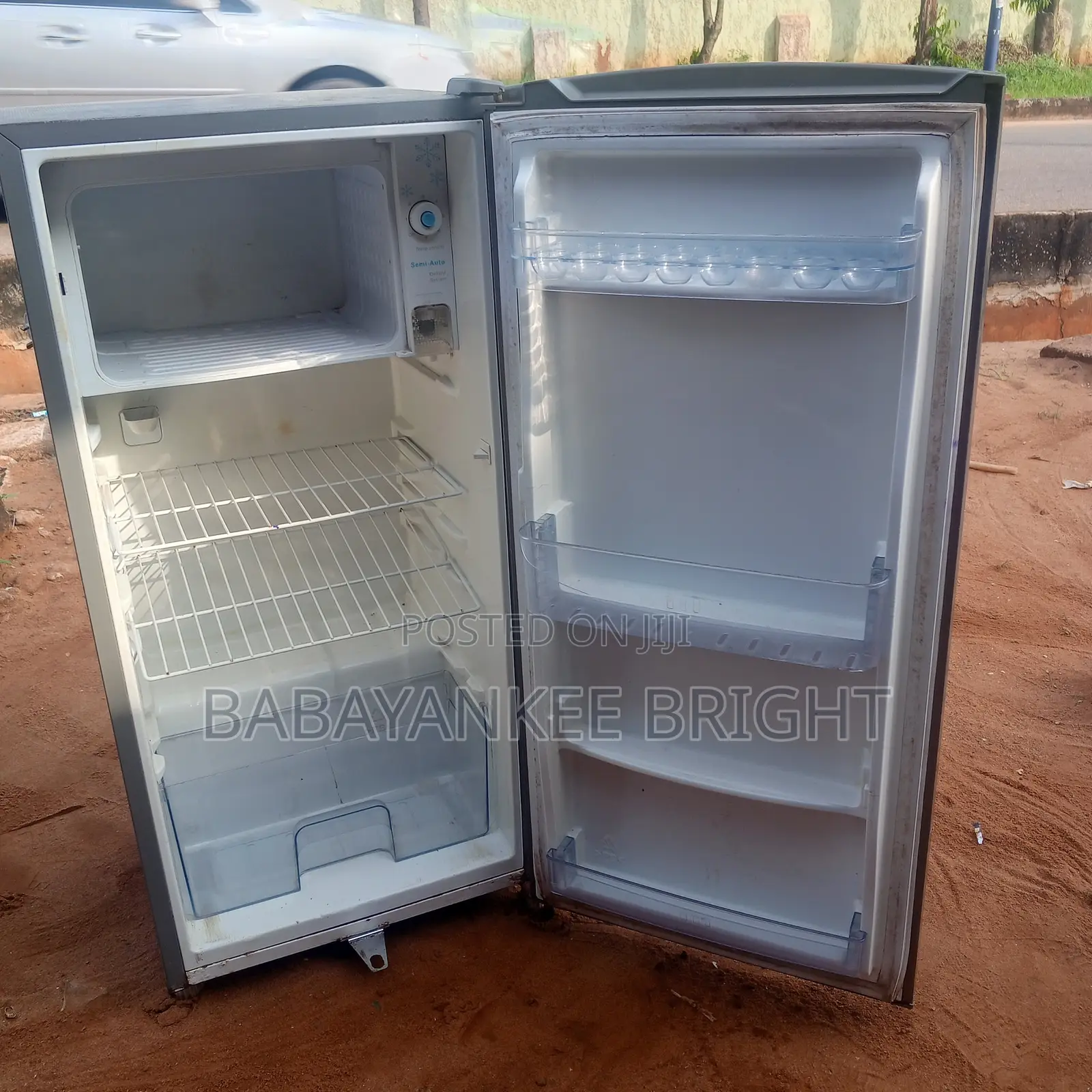 Refrigerator
