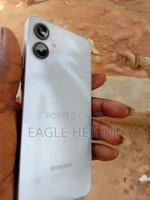 Samsung Galaxy A06 128 GB White