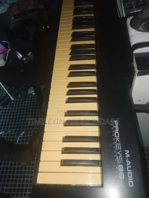 M-Audio Pro Keys 88 Semi Weighted Performance Piano