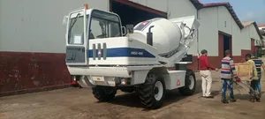 Self Loading Concrete Mixer. 4m3