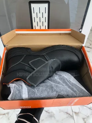 Heavy-Duty Steel Toe Safety Work Boots