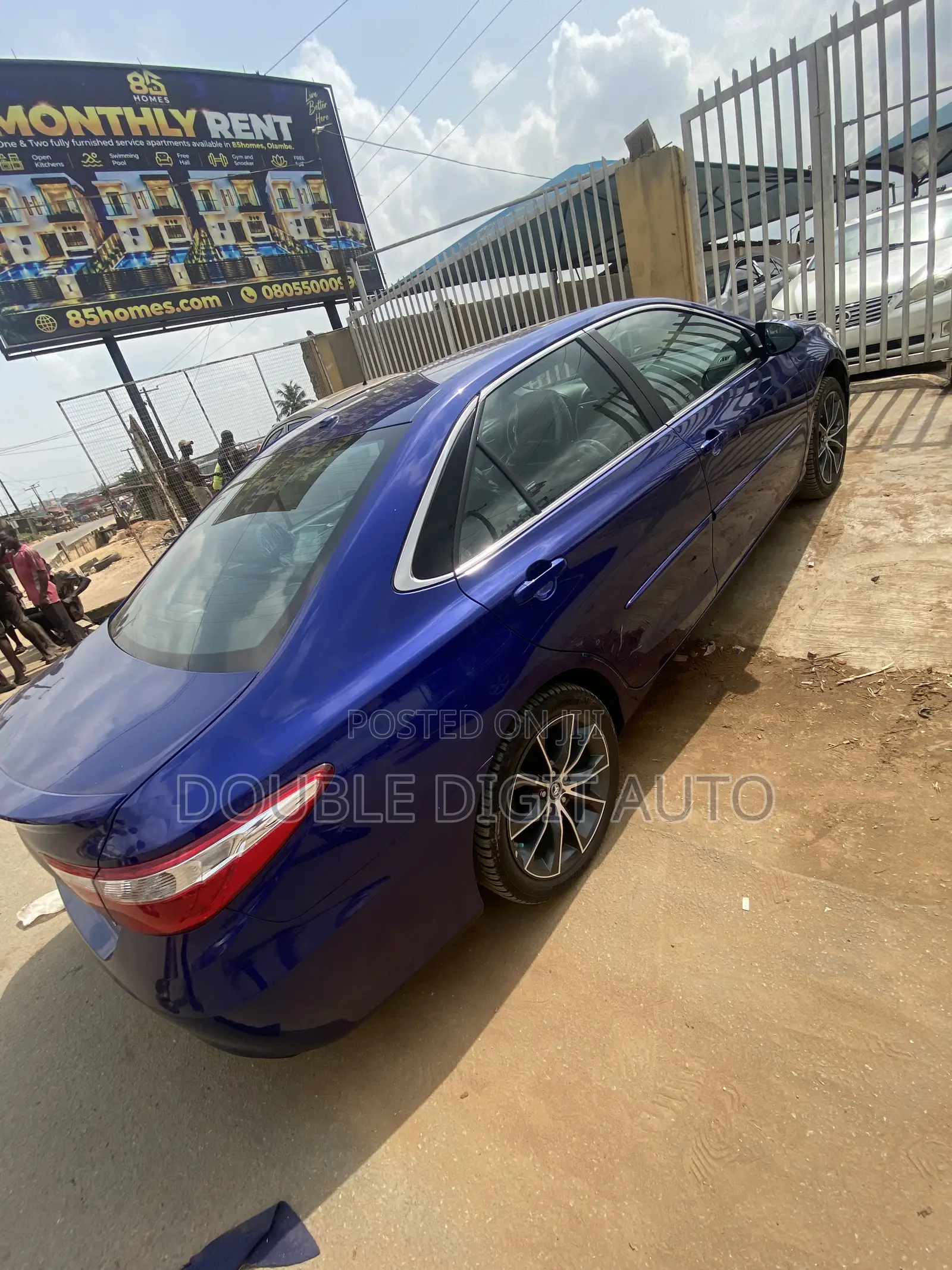 Toyota Camry 2016 Blue