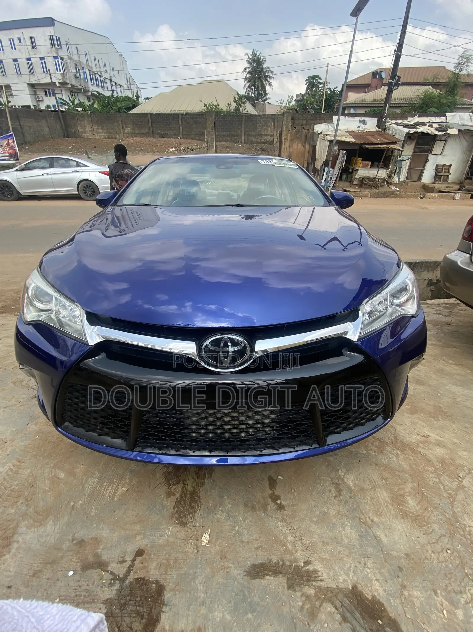 Toyota Camry 2016 Blue