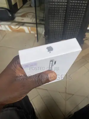 New Apple iPhone Air 256 GB White