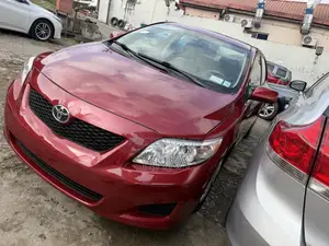 Toyota Corolla LE 4dr Sedan (1.8L 4cyl 4A) 2010 Red