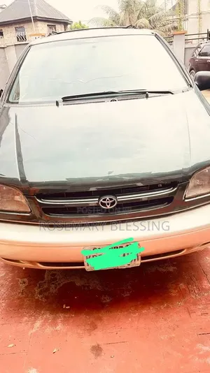 2000 Toyota Sienna in Excellent Condition