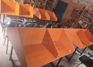 Wooden Reading Carrel/Cubicle Study Table