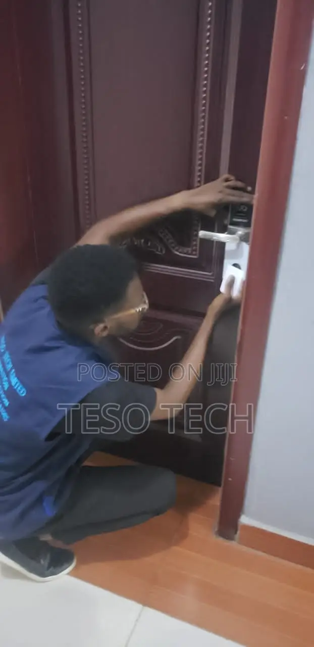 Smart Access Systems – Secure Card Door Locks