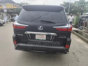 Lexus LX 570 2012 Black