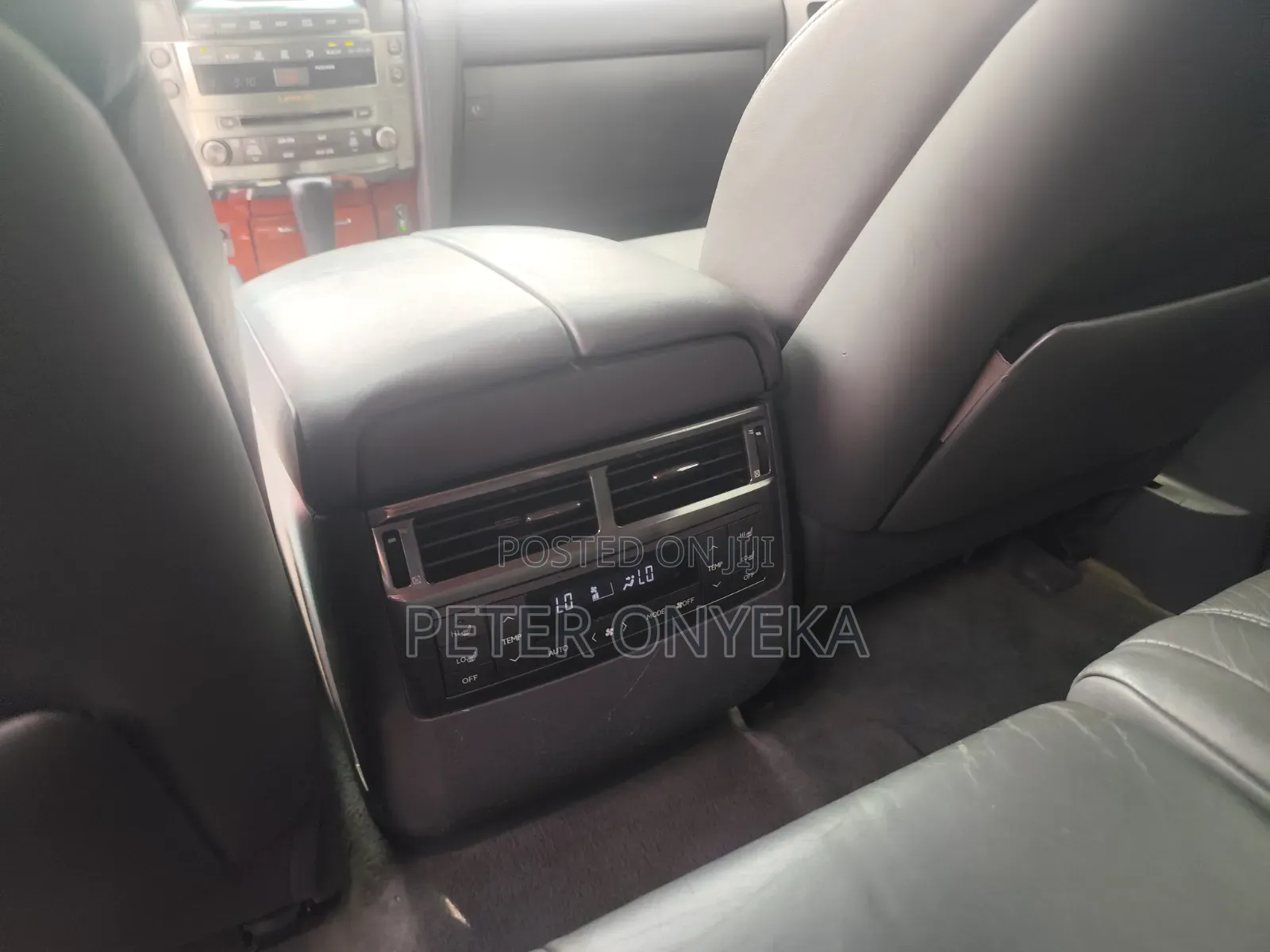Lexus LX 570 2012 Black