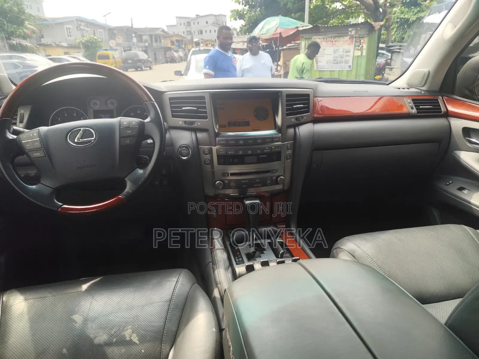 Lexus LX 570 2012 Black