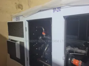 Low Noise Diesel Powered 250kva Generator
