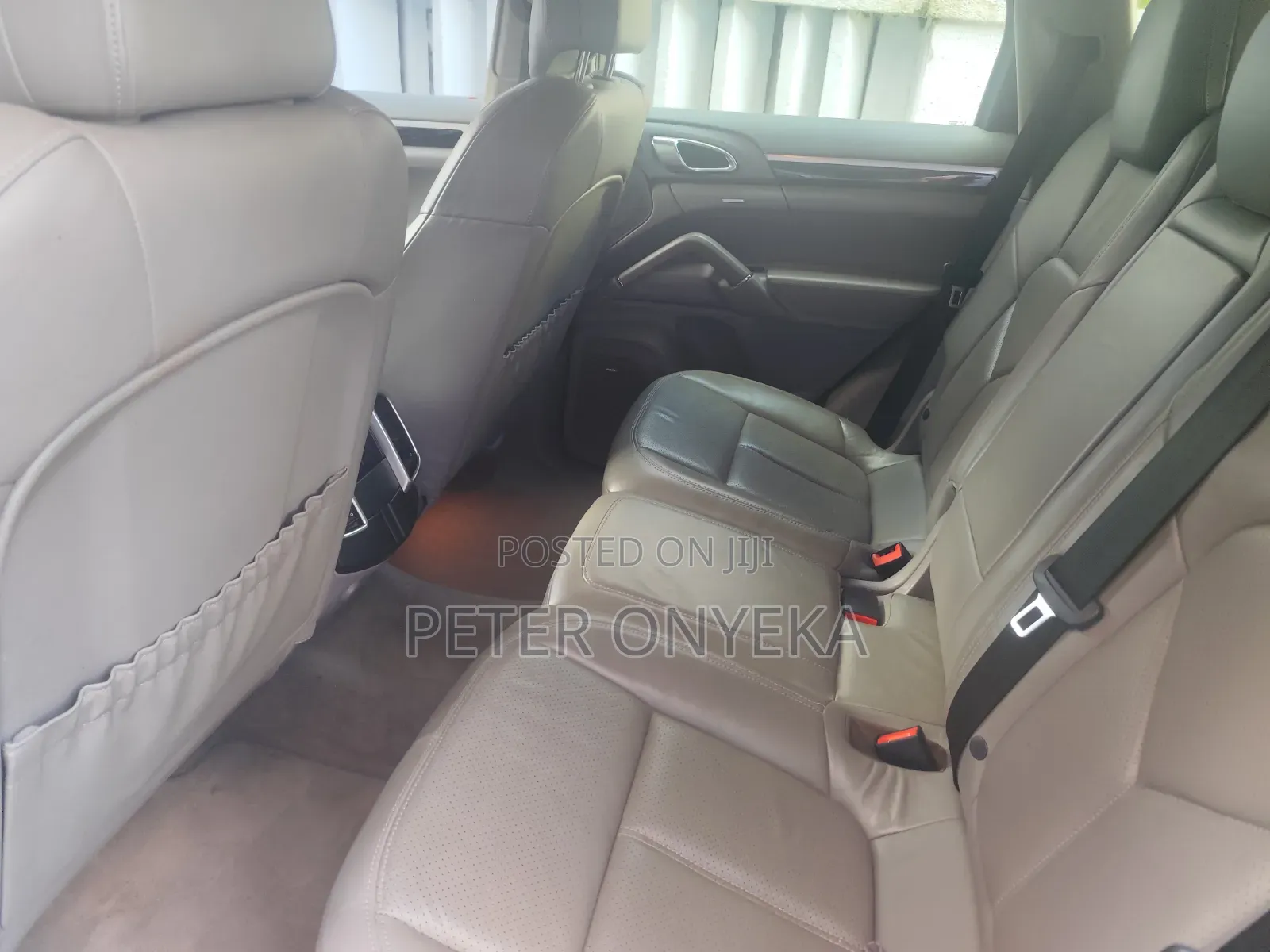 Porsche Cayenne 2014 Gray