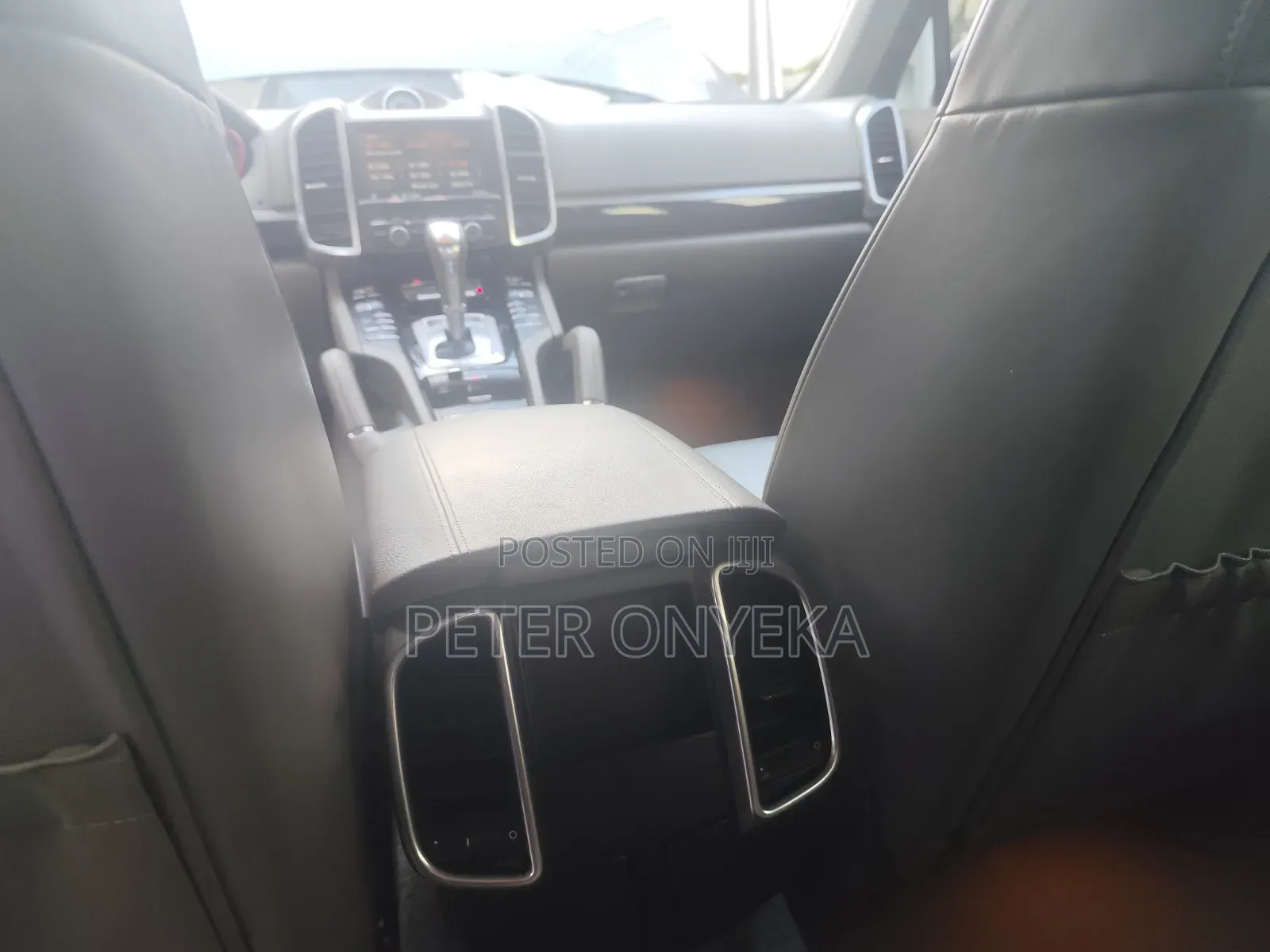 Porsche Cayenne 2014 Gray