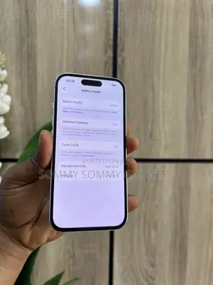Apple iPhone 16 128 GB White